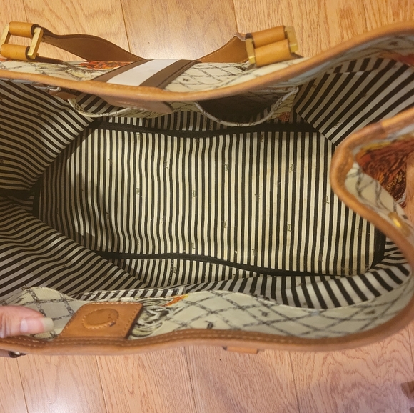 L.A.M.B. by Gwen Stefani Marigold Bag #365 - Picture 15 of 16